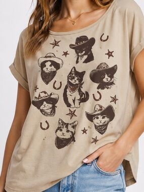 027.New Rhinestone Cat Graphic Tee - Beige Cute Cowboy Cats
